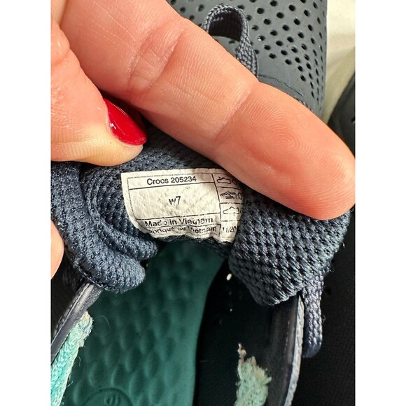 CROCS Lite Ride size 7 Navy Waterproof Lace Up Sneakers Shoes - Picture 7 of 7